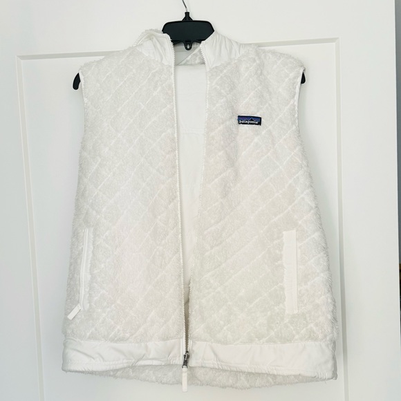 Patagonia Jackets & Blazers - Patagonia Lux Teddy Bear Reversible White Vest